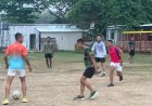 Momen Kebersamaan TMMD: Satgas Kodim Pati Main Bola dengan Pemuda Desa Godo